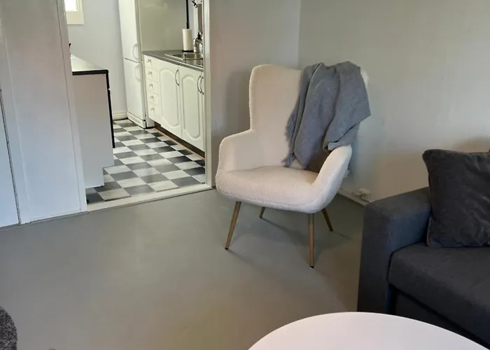 Lite Hus Med Egen Inngang - Sentral Beliggenhet